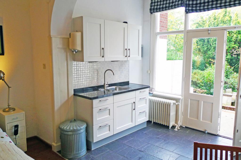 Bed & Breakfast Walenburg Rotterdam Eksteriør billede